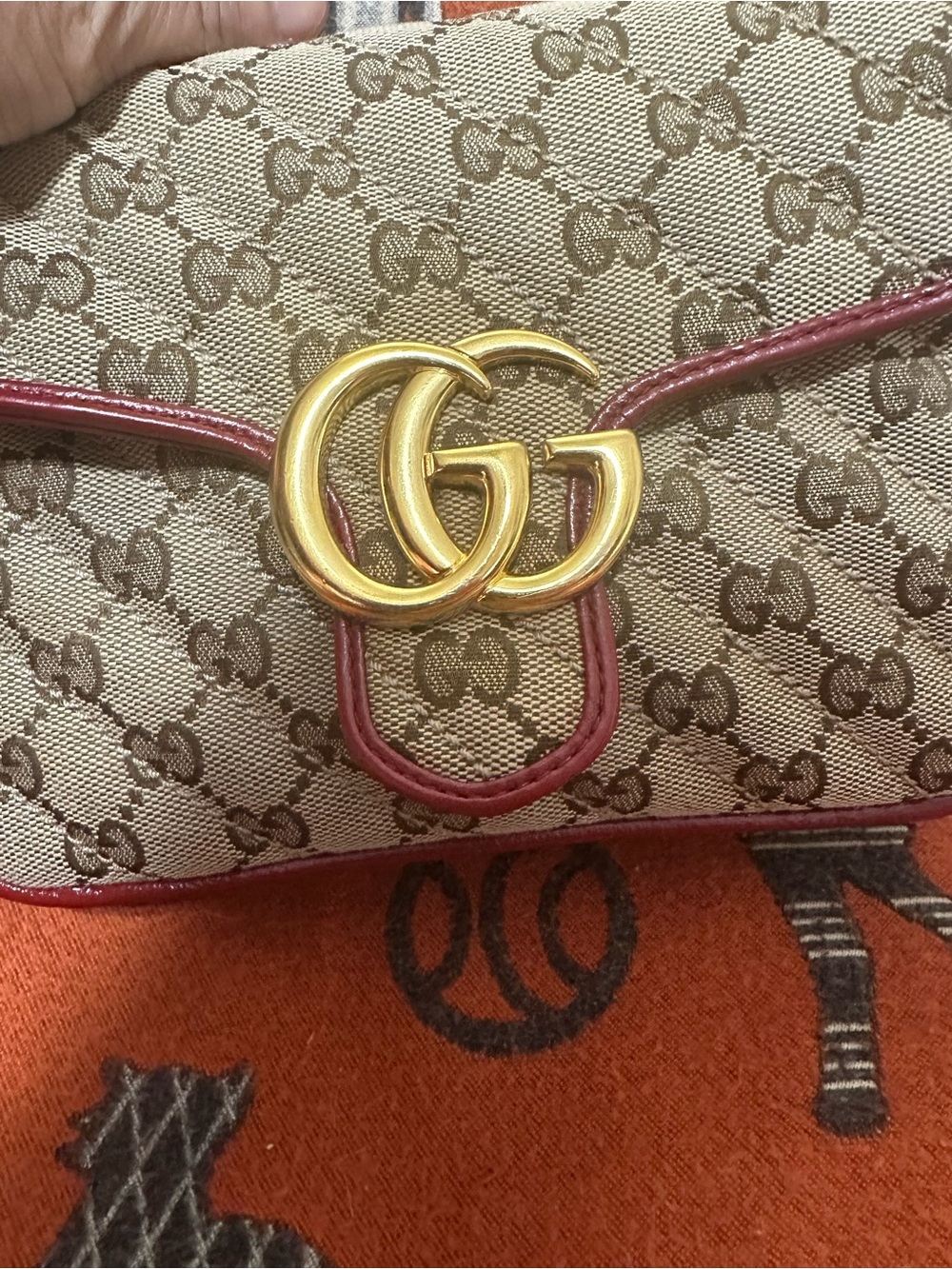 GUCCI ❤️🌟 BEIGE GG CANVAS TOP HANDLE SATCHEL W/ CHERRY RED TRIMMING ⭐️ - Picture 6 of 13